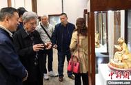 福建非遗文化传承：寿山石雕、软木画和象园木雕精品展盛大开幕